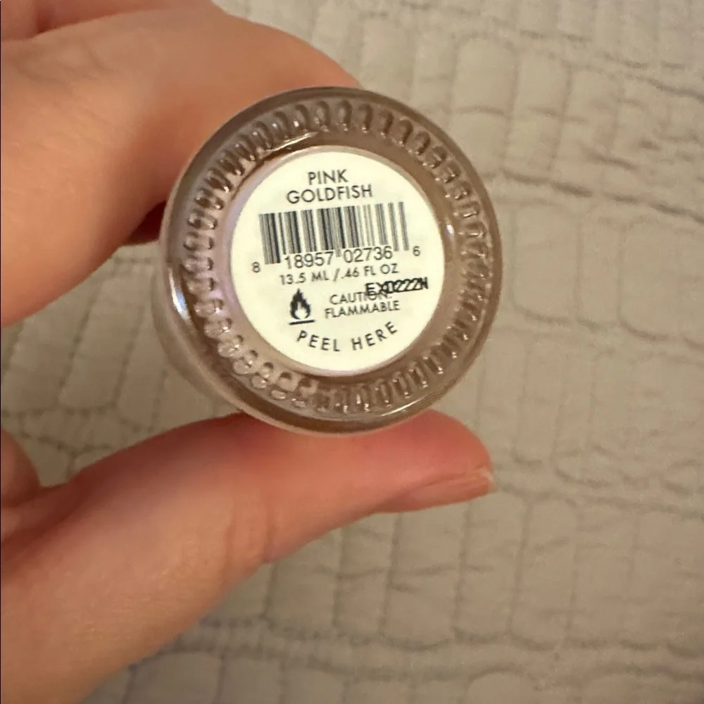 DO NOT BUY!! Olive & June ‘Pink Goldfish’ Polish NEW